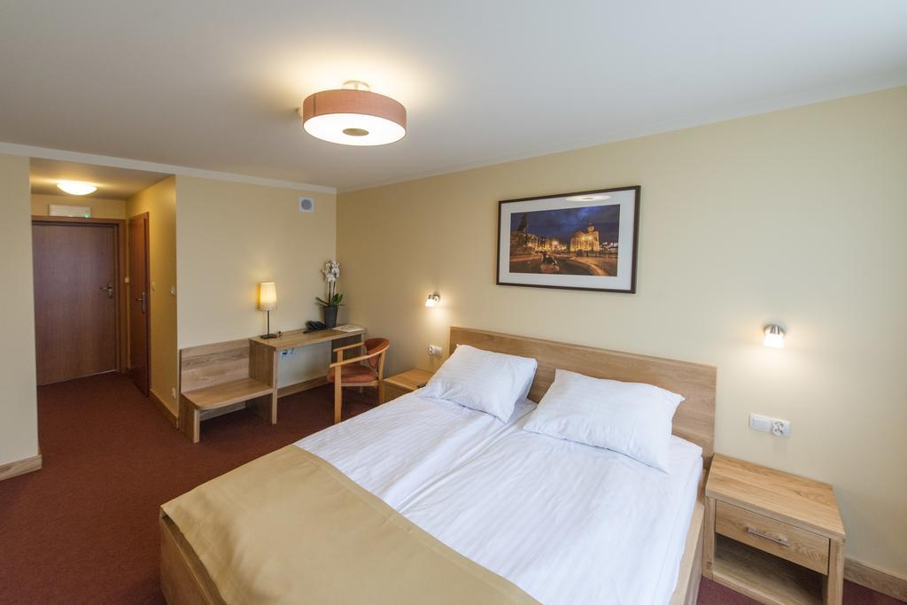 Hotel Gorzow 고르주프비엘코폴스키 외부 사진